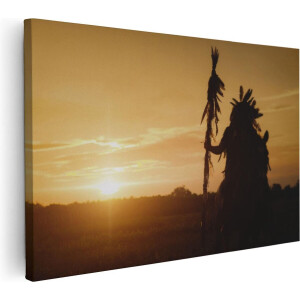 Artaza Canvas Schilderij Indiaan met een Speer bij Zonsondergang - 30x20 - Klein - Foto Op Canvas - Canvas Print