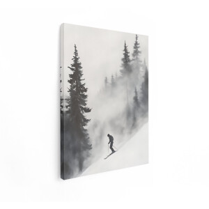 Artaza Canvas Schilderij Skiër Daalt een Besneeuwde Helling Af in een Mistig Bos met Dennenbomen - 90x120 cm - Groot - Wanddecoratie Woonkamer - Schilderijen - Muurdecoratie