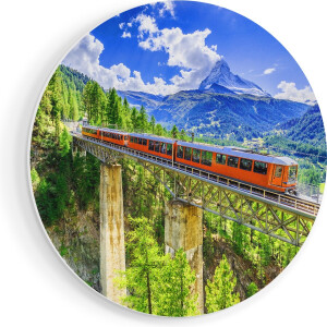 Artaza Forex Muurcirkel Trein op een Brug bij een Waterval in Zwitserland - 80x80 cm - Groot - Wandcirkel - Rond Schilderij - Wanddecoratie Cirkel