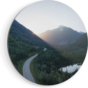 Artaza Dibond Muurcirkel Weg Door Het Bergen Landschap  - Ø 50 cm - Klein - Wandcirkel - Rond Schilderij - Voor Binnen en Buiten