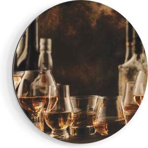 Artaza Dibond Muurcirkel Glazen met Sterke Drank - Flessen - Ø 70 cm - Wandcirkel - Rond Schilderij - Voor Binnen en Buiten