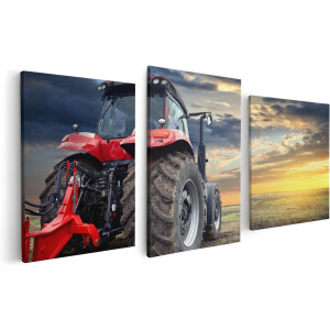 Artaza Canvas Schilderij Drieluik Rode Tractor bij Zonsondergang - Trekker - 120x60 - Foto Op Canvas - Canvas Print