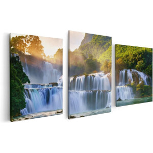 Artaza Canvas Schilderij Drieluik Watervallen Tussen De Bomen - 120x60 cm - Wanddecoratie Woonkamer - Schilderijen - Muurdecoratie