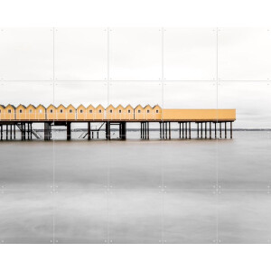 IXXI Skane Bathouses, Claire Droppert - 100 x 80 cm - Gratis ophangtool - Grote wanddecoratie en posters - Realisme, Minimalistisch, Naturalisme