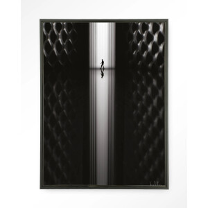 Urban Cotton Wandkleed 'Passing' 110 x 145cm in Floating Frame - black