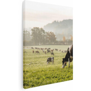 Artaza Canvas Schilderij Koeien In Weiland - 30x40 cm - Klein - Wanddecoratie Landschap - Muurdecoratie Boerderij Dieren - Kamer Accessoires Natuur