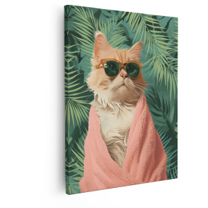 Artaza Canvas Schilderij Schattige Kat met Zonnebril en Roze Handdoek in Tropische Jungle - 80x100 cm - Groot - Wanddecoratie Woonkamer - Schilderijen - Muurdecoratie
