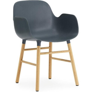 Normann Copenhagen Form Chair - Stoel - Blauw met eiken onderstel