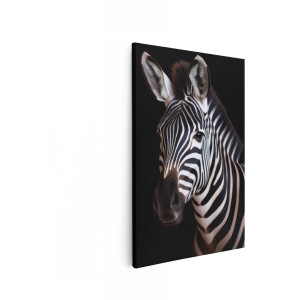 Artaza Canvas Schilderij Portret van een Zebra met Kenmerkende Strepen tegen een Zwarte Achtergrond - 60x90 cm - Wanddecoratie Woonkamer - Schilderijen - Muurdecoratie