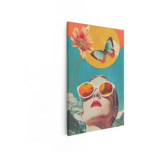 Artaza Canvas Schilderij Vrouw met Zonnebril Kijkt Omhoog Naar Vlinder en Bloem in Surrealistische Collage - 20x30 cm - Klein - Wanddecoratie Woonkamer - Schilderijen - Muurdecoratie
