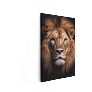 Artaza Canvas Schilderij Machtige Leeuw met Volle Manen Kijkt Intens Naar de Camera in Donkere Omgeving - 80x120 cm - Groot - Wanddecoratie Woonkamer - Schilderijen - Muurdecoratie