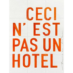 IXXI Hotel - orange, Maaike Koster & My Deer Art Shop - 60 x 80 cm - Gratis ophangtool - Grote wanddecoratie en posters - Grafisch Ontwerp