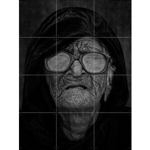 IXXI Grandma, Sayyed Nayyer Reza & Various - 60 x 80 cm - Gratis ophangtool - Grote wanddecoratie en posters - Vintage, Klassiek, Fotografie