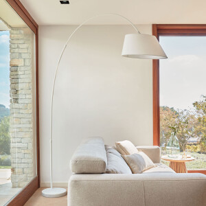 Kave Home Vloerlamp 'May', kleur wit