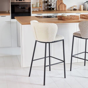Kave Home Barstoel 'Ciselia' Bouclé (zithoogte 65cm), kleur Wit