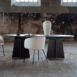 Nohr Ovale Eettafel 'Cynthiaann' 230 x 115cm, kleur Zwart