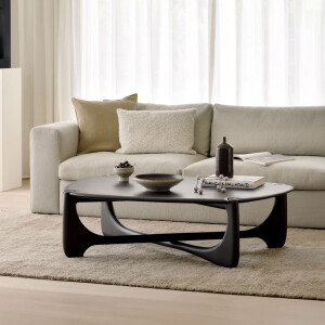 Ethnicraft Organische Salontafel 'PI' Gevernist Mahoniehout, 134 x 97cm, kleur Donkerbruin