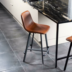 Bendt Barstoel 'Xanthe' PU, kleur Cognac (zithoogte 63cm)