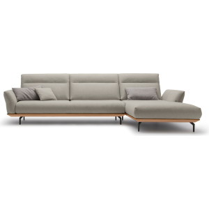 Hülsta Sofa Hoekbank Hs.460 Sokkel in eiken, onderstel in umbra grijs, breedte 338 cm