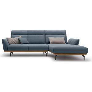 Hülsta Sofa Hoekbank Hs.460 Sokkel in walnotenhout, onderstel in umbra grijs, breedte 298 cm