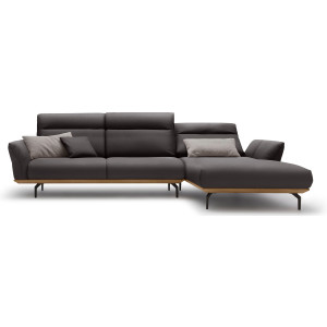 Hülsta Sofa Hoekbank Hs.460 Sokkel in walnotenhout, onderstel in umbra grijs, breedte 318 cm