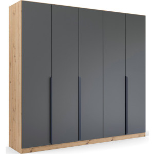 rauch Draaideurkast Dark&Wood by Quadra Spin in industriële stijl met metalen stanggrepen