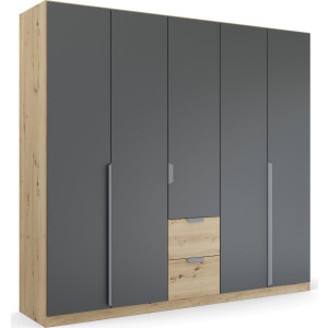 rauch Draaideurkast Dark&Wood by Quadra Spin in industriële stijl met metalen stanggrepen