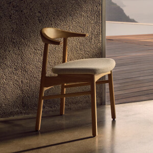 Kave Home Eetkamerstoel 'Timons' Eikenhout en chenille, kleur Naturel