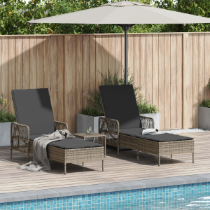 vidaXL Ligbedden 2 stuks met kussens en tafel grijs poly rattan